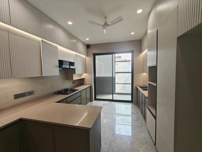 Kitchen Image of 2250 Sq.ft 4 BHK Builder Floor for sale in Preet Vihar New Delhi for Rs. 55000000