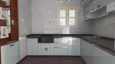 5 BHK Independent House