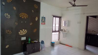 Living Room Image of 700 Sq.ft 2 BHK Apartment / Flat for rent in Sadar Rajkot for Rs. 18000