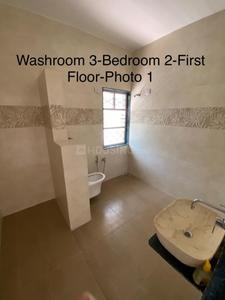 Bathroom Image of 2200 Sq.ft 4 BHK Independent House for rent in Motera Ahmedabad for Rs. 35000