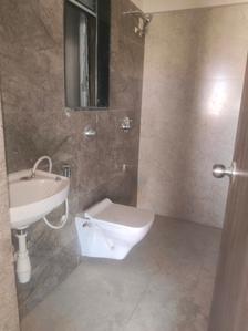 Common Bathroom Image of 455 Sq.ft 1 BHK Apartment / Flat for sale in Marine View, Borivali West Mumbai for Rs. 8990000