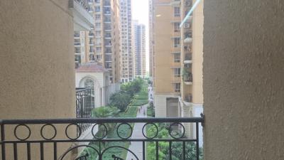 Balcony Image of 1090 Sq.ft 3 BHK Apartment / Flat for rent in Prateek Grand City, Siddharth Vihar Ghaziabad for Rs. 30000