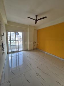Hall Image of 1399 Sq.ft 3 BHK Apartment / Flat for rent in RN Amod Residency, Sector 73 Noida for Rs. 22000