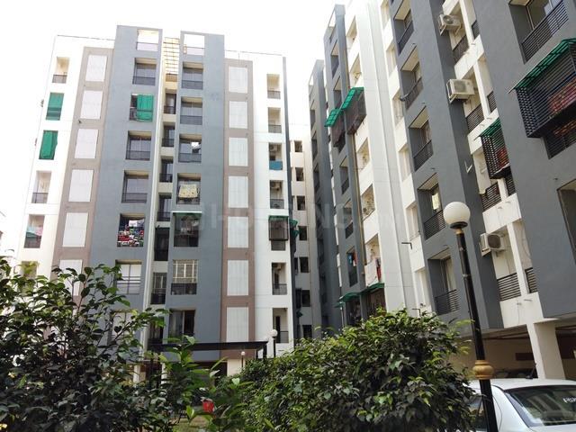 Vrundavan Shyam Elegance Main Image 1