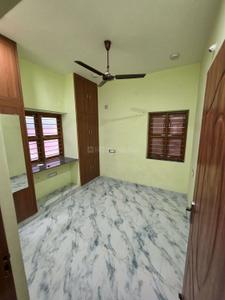 Bedroom Image of 1000 Sq.ft 2 BHK Builder Floor for rent in Avadi Chennai for Rs. 15000