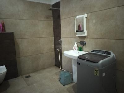 Bathroom Image of 2200 Sq.ft 2 BHK Builder Floor for rent in Green Avenue Amritsar for Rs. 30000