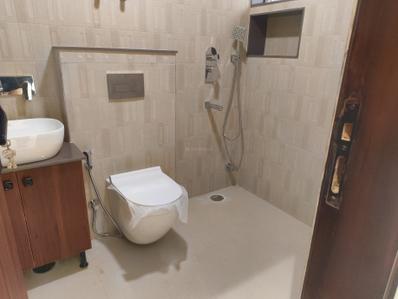 Image of 2100 Sq.ft 4 BHK Apartment / Flat for sale in CGHS Shakti Apartments, Sector 5 Dwarka, New Delhi for Rs. 38500000