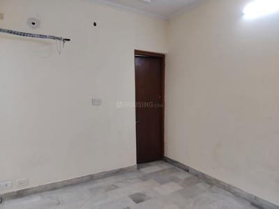 Bedroom Image of 1000 Sq.ft 2 BHK Apartment / Flat for sale in DDA Flats Sarita Vihar, Sarita Vihar New Delhi for Rs. 22500000