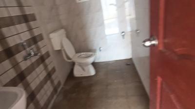 Bathroom Image of 1650 Sq.ft 3 BHK Apartment / Flat for rent in Pandeypur Varanasi for Rs. 25000
