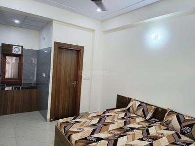 Bedroom Image of 190 Sq.ft 1 RK Apartment / Flat for rent in Sector 128 Noida for Rs. 18000