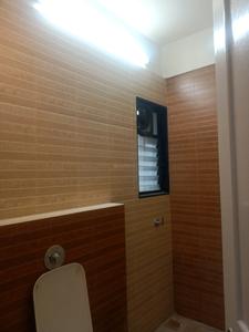 Common Bathroom Image of 680 Sq.ft 1 BHK Apartment / Flat for rent in Sheth Beverly Hills, Hinjawadi Pune for Rs. 21000