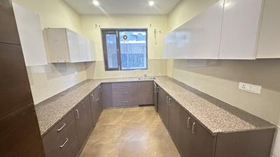 Kitchen Image of 1900 Sq.ft 3 BHK Builder Floor for rent in SS Mayfield Garden, Mayfield Garden Gurgaon for Rs. 45000