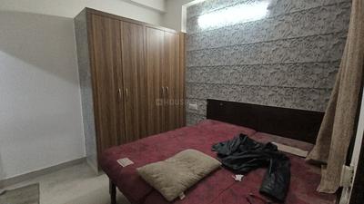 Bedroom Image of 500 Sq.ft 1 BHK Builder Floor for rent in Mayur Vihar Phase 1 New Delhi for Rs. 21000