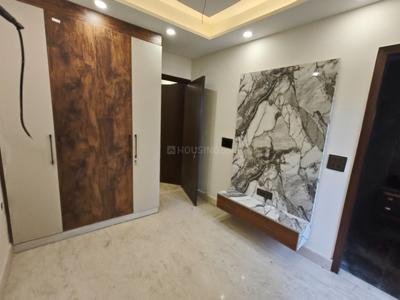 Bedroom Image of 750 Sq.ft 2 BHK Builder Floor for rent in Paschim Vihar New Delhi for Rs. 36000