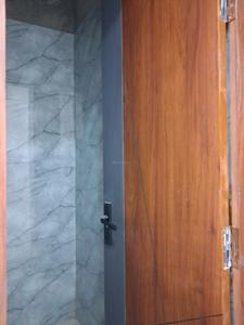 Common Bathroom Image of 650 Sq.ft 1 BHK Apartment / Flat for sale in Capital Metro Height, Sector 72 Noida for Rs. 2700000
