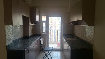 Kitchen Image of 1550 Sq.ft 3 BHK Apartment / Flat for rent in Amrapali Centurian Park, Noida Extension Greater Noida for Rs. 21000