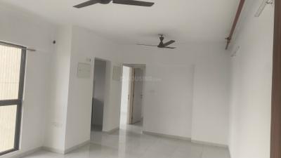 Living Room Image of 750 Sq.ft 2 BHK Apartment / Flat for rent in Runwal Gardens, Dombivli East Thane for Rs. 16000