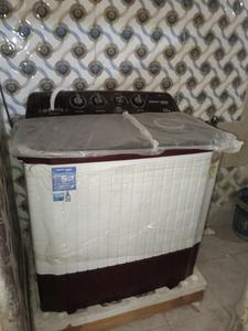 Image of 250 Sq.ft 1 RK Builder Floor for rent in Mukherjee Nagar, New Delhi for Rs. 6500