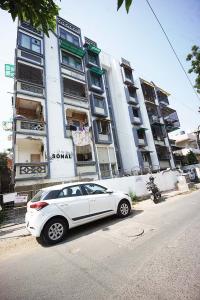 Building Image of 768 Sq.ft 3 BHK Apartment / Flat for sale in Maninagar Ahmedabad for Rs. 8500000