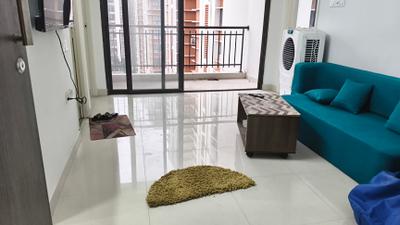Living Room Image of 700 Sq.ft 2 BHK Apartment / Flat for rent in DTC Southern Heights, Joka Kolkata for Rs. 21000