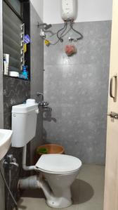 Image of 900 Sq.ft 2 BHK Apartment / Flat for sale in Hubtown Greenwoods D Wing, Thane West, Thane for Rs. 9500000
