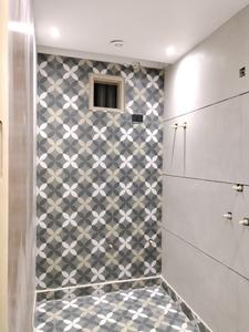 Common Bathroom Image of 810 Sq.ft 3 BHK Builder Floor for sale in Nangli Sakrawati New Delhi for Rs. 7500000