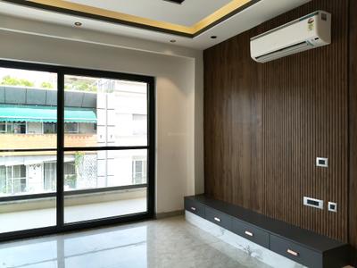 Living Room Image of 750 Sq.ft 3 BHK Apartment / Flat for sale in Signature Global Grand IVA, Sector 103 Gurgaon for Rs. 9000000