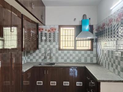 Kitchen Image of 1250 Sq.ft 2 BHK Builder Floor for rent in West Mambalam Chennai for Rs. 36000