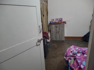 Bedroom Image of 900 Sq.ft 3 BHK Apartment / Flat for sale in Vikaspuri New Delhi for Rs. 9500000