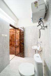 Image of 1076 Sq.ft 2 BHK Apartment / Flat for sale in New Town, Kolkata for Rs. 7500000