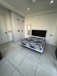 1 RK Independent Builder Floor