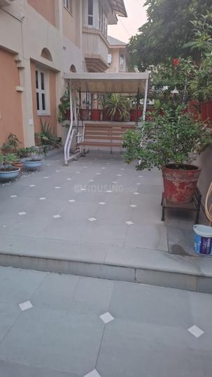 Thaltej Main Image 1