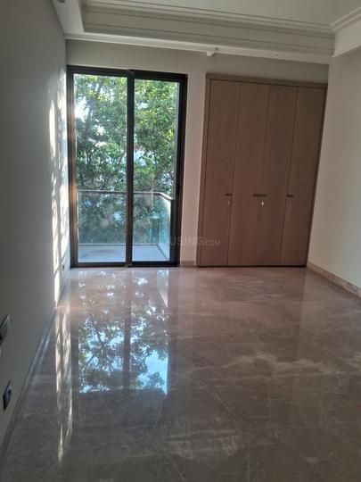 Sukhdev Vihar Bedroom 1