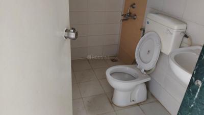 Atmosphere Bathroom Two 4