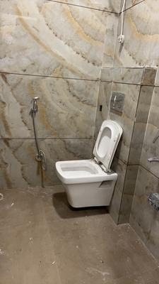 Bathroom Image of 650 Sq.ft 1 BHK Apartment / Flat for rent in Mahalakshmi Nagar Indore for Rs. 15000