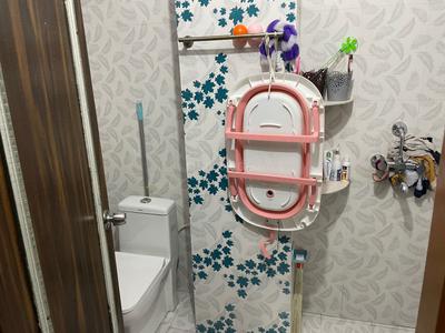 Bathroom Image of 1770 Sq.ft 4 BHK Apartment / Flat for sale in Sodala Jaipur for Rs. 8000000