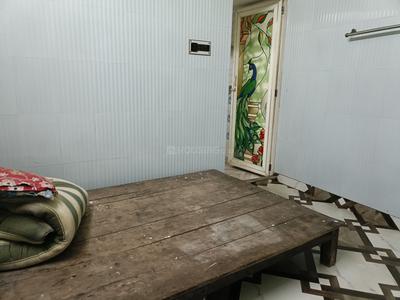 Image of 300 Sq.ft 1 RK Independent House for rent in Chinar Park, Kolkata for Rs. 6000