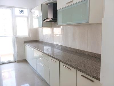 Kitchen Image of 2025 Sq.ft 3 BHK Apartment / Flat for sale in Emaar Imperial Gardens, Sector 102 Gurgaon for Rs. 24500000