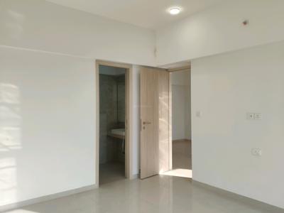 Bedroom Image of 780 Sq.ft 2.5 BHK Apartment / Flat for rent in Mulund West Mumbai for Rs. 70000