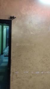 Bedroom Image of 630 Sq.ft 2 BHK Independent House for rent in Laxmi Nagar New Delhi for Rs. 16788