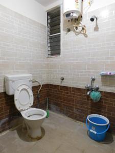 Bathroom Image of 1000 Sq.ft 2 BHK Apartment / Flat for sale in DS DSMAX SHRINE, Kaval Bairasandra Bengaluru for Rs. 6000000