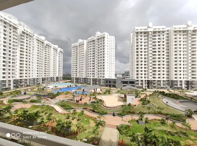 Puravankara Palm Beach Main Image 1