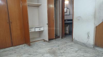 Bedroom Image of 900 Sq.ft 2 BHK Builder Floor for sale in Malviya Nagar New Delhi for Rs. 14500000