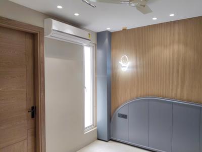 Bedroom Image of 4800 Sq.ft 4 BHK Builder Floor for rent in DLF Independent Floors, DLF Phase 3 Gurgaon for Rs. 80000