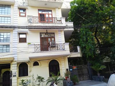 Image of 1782 Sq.ft 3 BHK Builder Floor for sale in Surya enclave, Paschim Vihar, New Delhi for Rs. 32500000