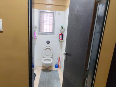 Image of 850 Sq.ft 2 BHK Apartment / Flat for sale in Dahisar West, Mumbai for Rs. 17500000
