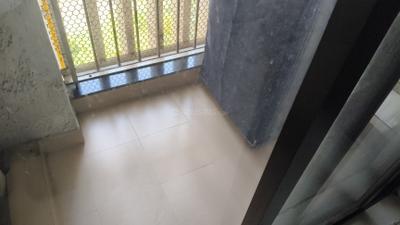 Kitchen Image of 1010 Sq.ft 2 BHK Apartment / Flat for sale in Lodha Luxuria, Thane West Thane for Rs. 15500000
