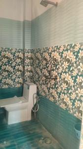 Bathroom Image of 540 Sq.ft 3 BHK Independent House for rent in Sanskriti Lok Colony Dehradun for Rs. 18000