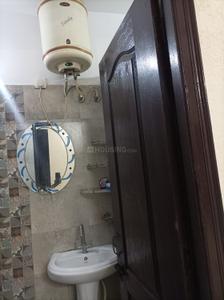 Bathroom Image of 1650 Sq.ft 2 BHK Builder Floor for rent in Aman Vihar Dehradun for Rs. 28000