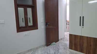 Bedroom Image of 1000 Sq.ft 3 BHK Builder Floor for sale in Malviya Nagar New Delhi for Rs. 9900000